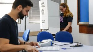 Justificar ausência no primeiro turno: prazo vai até 3 de dezembro